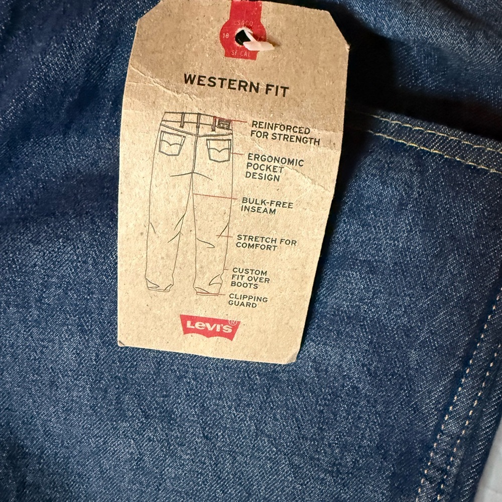 Levi's Men's Indigo Straight Jeans - Picture 4 of 5